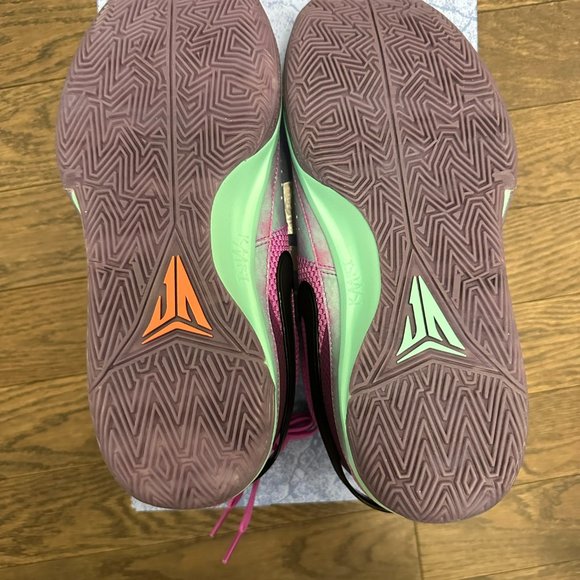 Nike Ja 1 "Christmas" BRAND NEW* - Picture 2 of 3